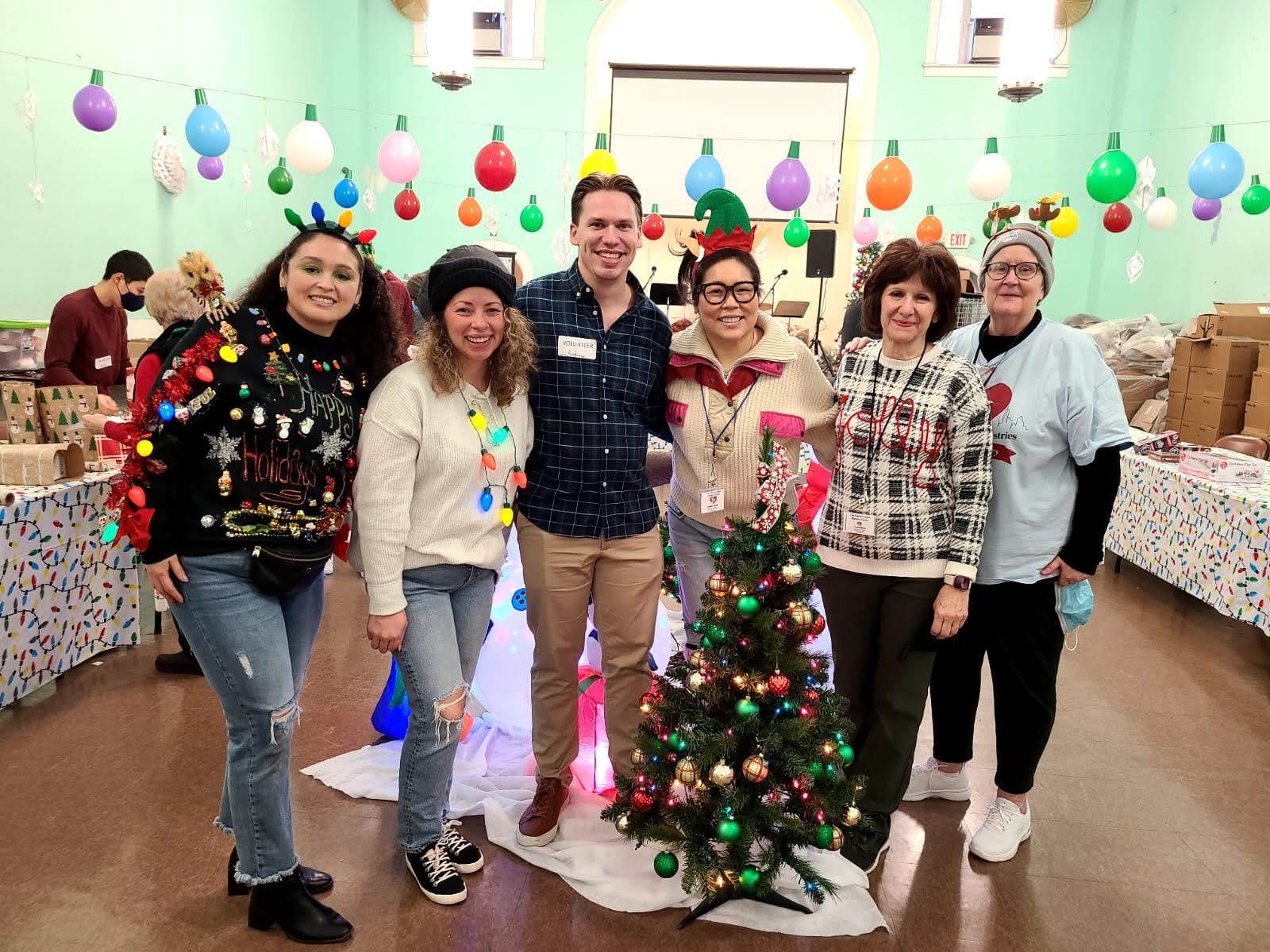 HTS23 His Toy Store The Father's Heart